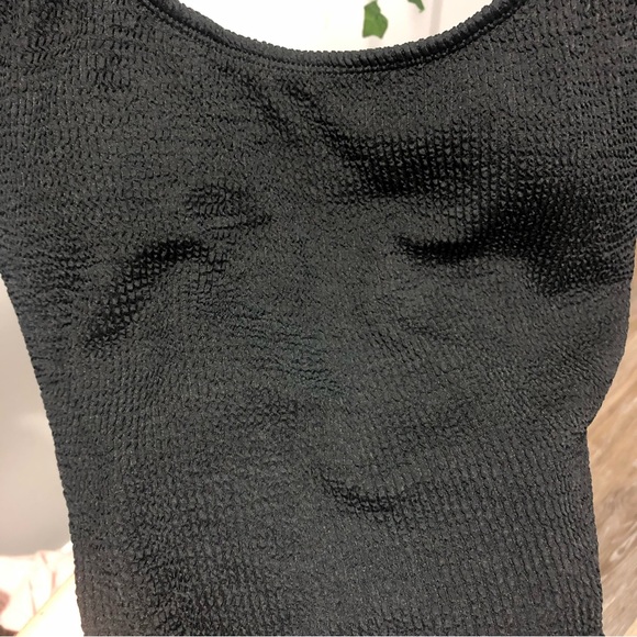 Waffle material 1 piece bathing suit - Picture 3 of 3